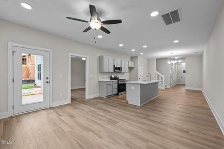 New construction Townhouse house 818 Pryor St, Unit 55, Mebane, NC 27302 null- photo 8 8