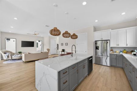 New construction Single-Family house 1935 Shore Acres Blvd Ne, St. Petersburg, FL 33703 - image 14