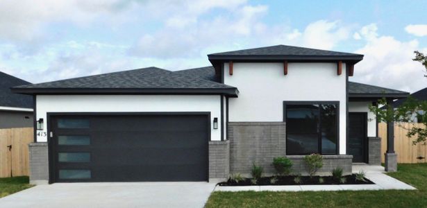 New construction Single-Family house 404 Ball Airport Rd, Victoria, TX 77904 plan McKinney - image