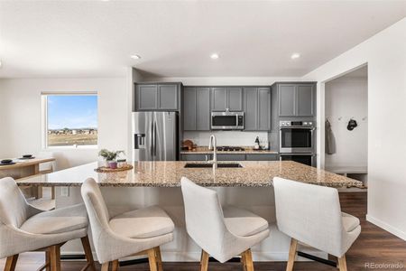 New construction Single-Family house 4524 Scenic Ln, Johnstown, CO 80534 null- photo 3 3