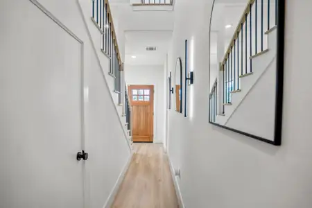 New construction Single-Family house 3705 Cortlandt St, Houston, TX 77018 - image 7