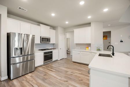 New construction Single-Family house 5310 Paradise Cove Ln, Katy, TX 77493 plan Tyler Homeplan - image 7