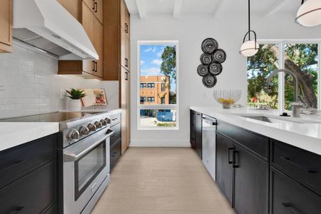 New construction Townhouse house 1002 E Robinson St, Orlando, FL 32801 - image 5