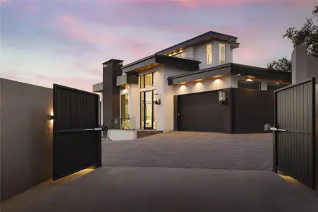 New construction Single-Family house 1003 The High Rd, Austin, TX 78746 - image