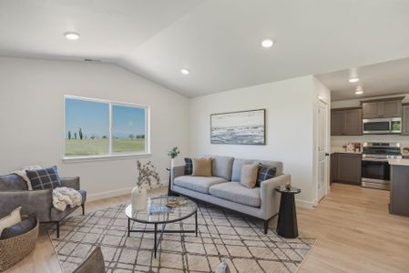 New construction Single-Family house 1050 Nw Fairway Rd, Madras, OR 97741 plan McKenzie - image 13