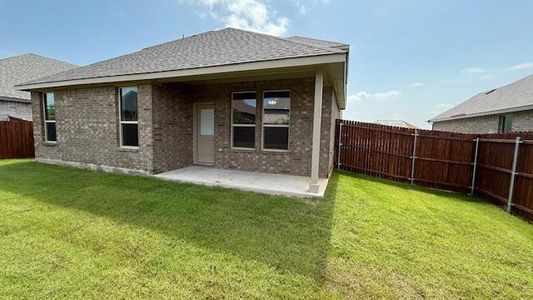 New construction Single-Family house 1936 Preakness Dr, Granbury, TX 76049 plan MACON - image