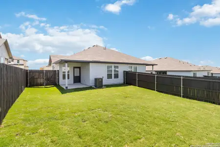 New construction Multi-Family house 5107 Cindy Br, San Antonio, TX 78253 - image 20