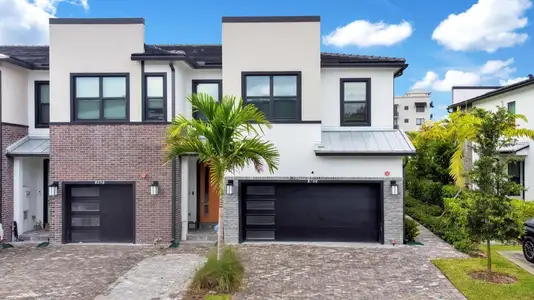 New construction Townhouse house 8358 Nw 7Th Pl, Plantation, FL 33324 - image