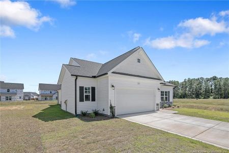 New construction Single-Family house 413 Whitestone Dr, Fayetteville, NC 28312 plan Weymouth - image