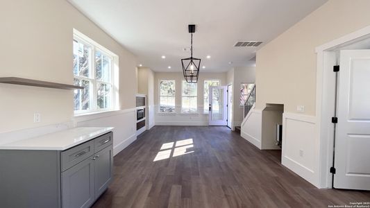 New construction Single-Family house 422 Brushy Crk, Bandera, TX 78003 - image