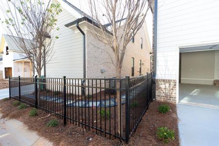 New construction Single-Family house 1010 Eastman Ct, Hoschton, GA 30548 plan The Hampton II - image
