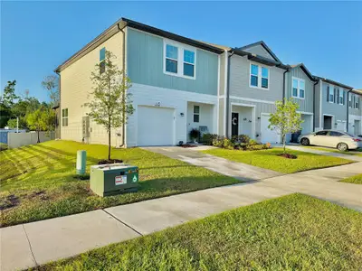 New construction Townhouse house 6214 Bucket Ct, Gibsonton, FL 33534 - image