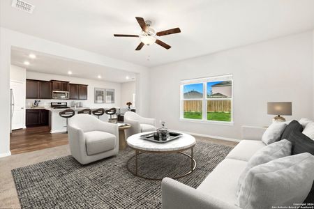 Savannah Place by LGI Homes in Converse - photo 8 8