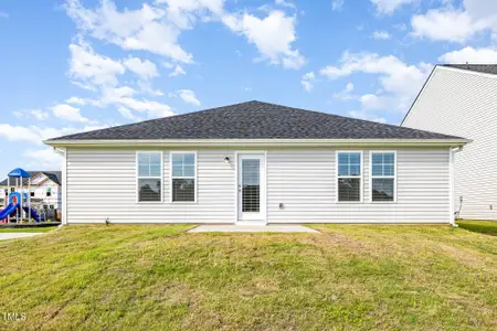 New construction Single-Family house 8 W Emily Gardens Dr, Selma, NC 27577 - image