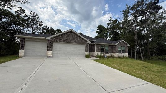 New construction Single-Family house 16113 William Ross Wy, Conroe, TX 77303 - image