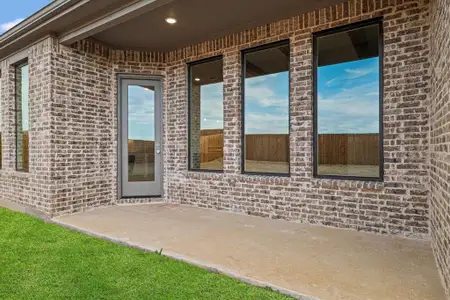 New construction Single-Family house 3912 Felicity Ln, Denton, TX 76207 - image 4