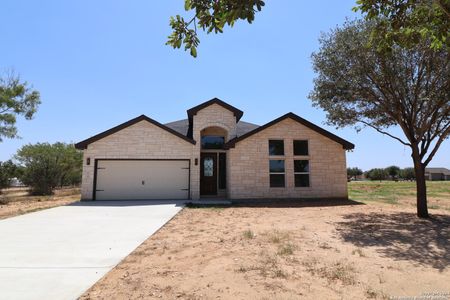 New construction Single-Family house 779 Fm 3175, Lytle, TX 78052 - photo 0