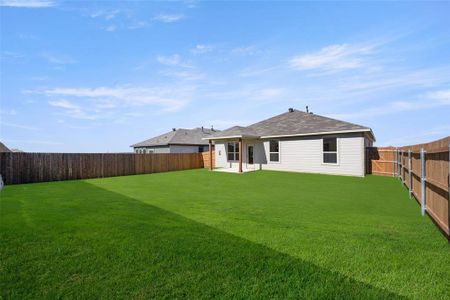 New construction Single-Family house 1903 Mohican Dr, Cleburne, TX 76033 Hamilton- photo 38 38