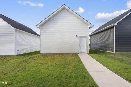 New construction Single-Family house 198 Pansy Park, Clayton, NC 27520 Eliana- photo 4 4