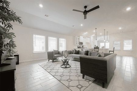 New construction Single-Family house 5320 Latigo Ct, Alvin, TX 77511 plan Avery 2137 C - image 6