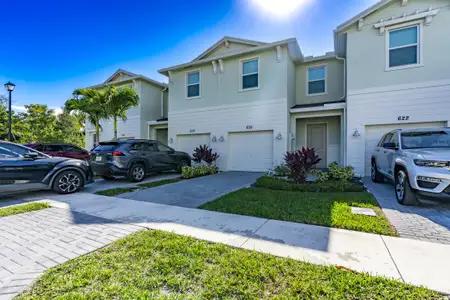 New construction Townhouse house 620 Se Lake Falls St, Port St. Lucie, FL 34984 - image