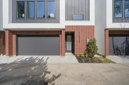 New construction Single-Family house 3411 Gillespie St, Houston, TX 77020 - image