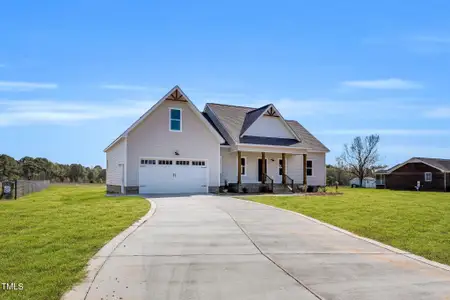 New construction Single-Family house 1178 Sheriff Johnson Rd, Lillington, NC 27546 - image