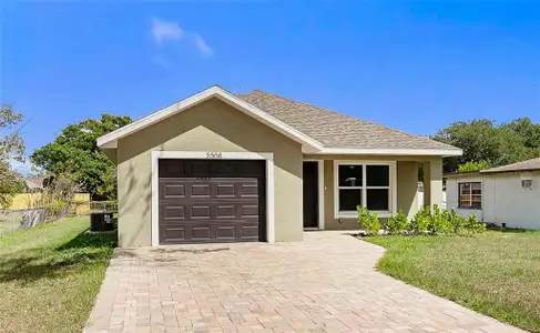 New construction Single-Family house 2008 2Nd Ave E, Palmetto, FL 34221 - image