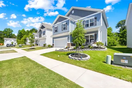 New construction Single-Family house 6230 Gala Ln, Charlotte, NC 28215 - image