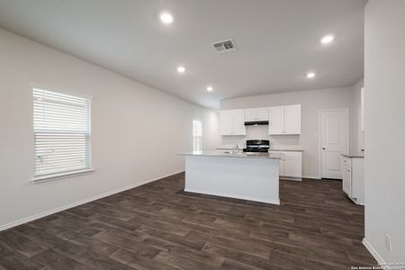 New construction Single-Family house 5422 Concho Spgs, San Antonio, TX 78253 The Hanna- photo 9 9