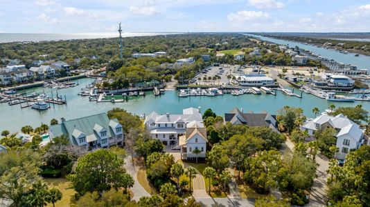 New construction Single-Family house 34 Waterway Island Dr, Isle Of Palms, SC 29451 null- photo 11 11