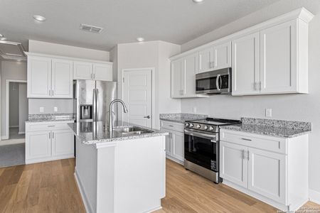 New construction Multi-Family house 7137 Magnolia Crk, San Antonio, TX 78252 plan Lyon - image 19