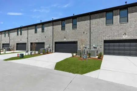 New construction Townhouse house 3908 Keya Dr, Celina, TX 75078 plan Emberly - image
