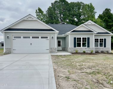 New construction Single-Family house 3715 Huntcliff Dr, La Grange, NC 28551 - image
