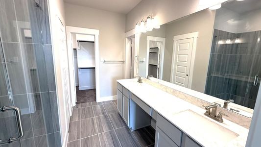 New construction Single-Family house 21027 Carob Tree Ln, Tomball, TX 77377 - image 6