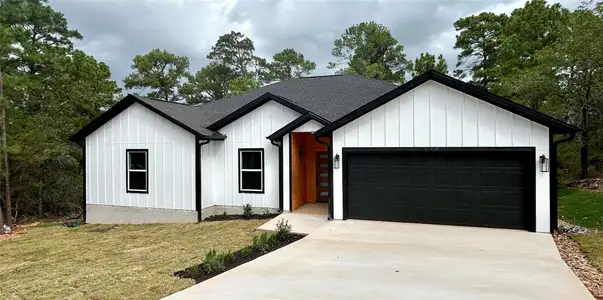 New construction Single-Family house 118 Kaelepulu Dr, Bastrop, TX 78602 - image