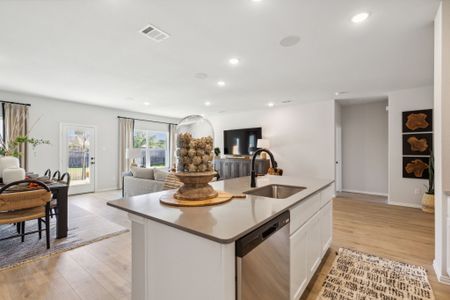 New construction Single-Family house 3404 Nobility Wy, Denton, TX 76208 plan Hartford - image 8