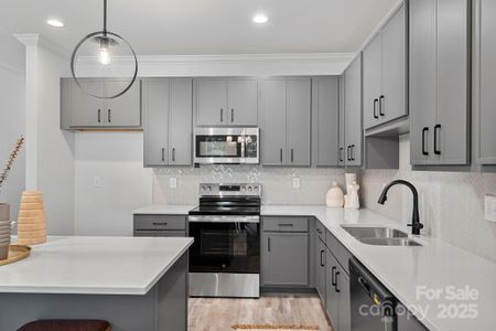 New construction Townhouse house 2910 Dogwood Ave, Charlotte, NC 28206 - image 11