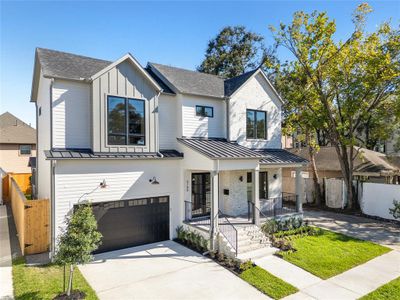 Gorgeous new home built by Modern Heights Homes on wide street in Woodland Heights walking distance to bike trail and Travis elementary