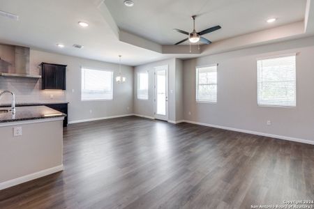 New construction Single-Family house 632 Candace Ct, Seguin, TX 78155 Sheffield- photo 6 6