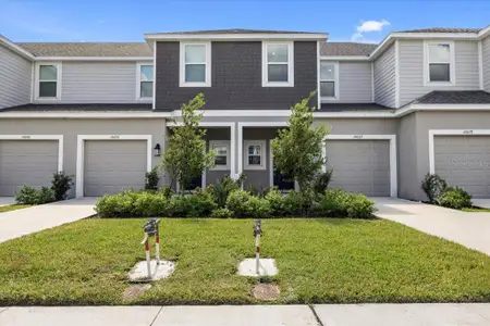 The Townhomes at Azario Lakewood Ranch by Taylor Morrison in Bradenton - image