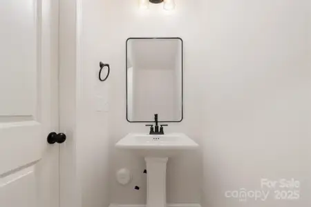 New construction Single-Family house 2027 Sadler Woods Ln, Charlotte, NC 28214 - image 19