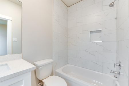 New construction Single-Family house 1424 W 34th 1/2 St, Houston, TX 77018 plan Claire  - image 7