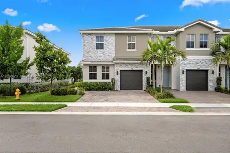 New construction Townhouse house 198 Sw 170Th Ave, Pembroke Pines, FL 33027 - image