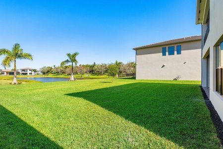 New construction Single-Family house 8227 Essex Country Club Drive, Boca Raton, FL 33434 - photo 42 42