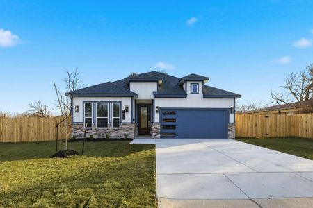 New construction Single-Family house 5428 Stephanie Dr, Haltom City, TX 76117 - image