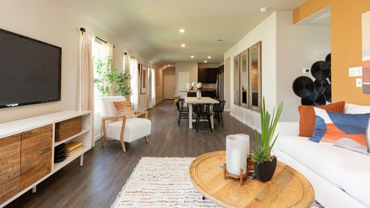 Family & Dining Area