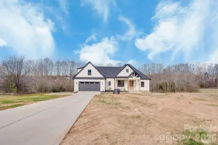 New construction Single-Family house 3316 Evondale Rd, Lincolnton, NC 28092 - image