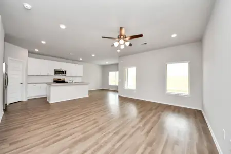 New construction Single-Family house 1906 Summer Night Dr, Houston, TX 77073 plan RC Holland - image 14