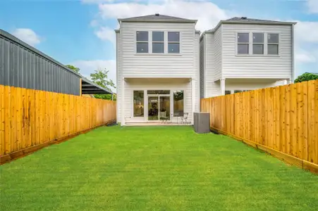New construction Single-Family house 407A Sikes St, Houston, TX 77018 - image